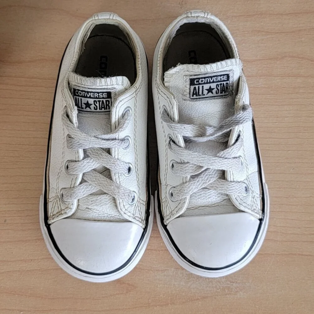 Converse Low Top White Faux Leather Toddler Infant Unisex Sneakers Shoes CTAS 8